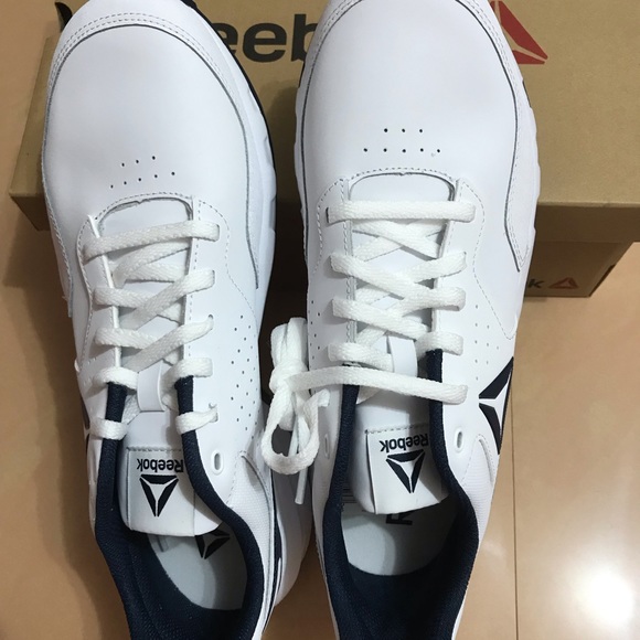 Reebok Men’s Ridgerider 4 sneakers - Picture 2 of 3